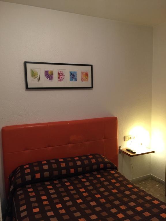 Hostal Juan De Austria II アグアドゥルセ 部屋 写真